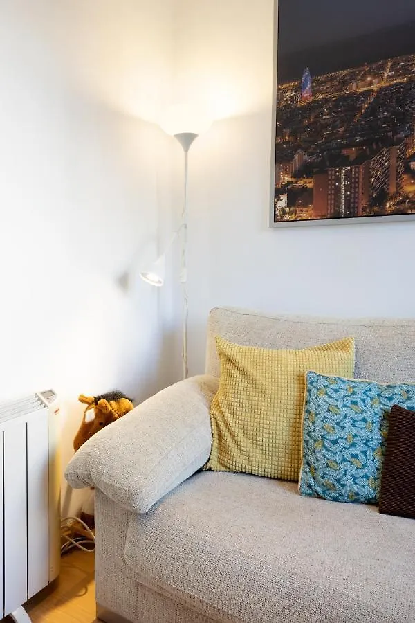 Cute Apartment In Sants Station With Hbo & Alexa & Ac Barcelona