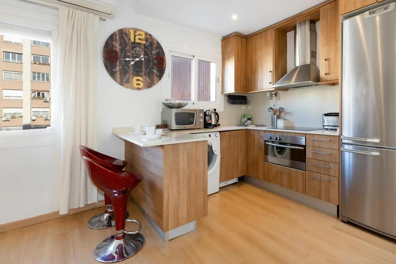 Cute Apartment In Sants Station With Hbo & Alexa & Ac 0*, Barcelona