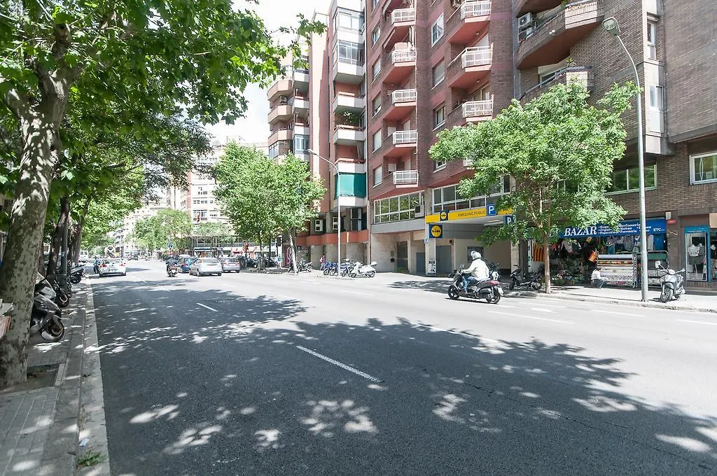 Cute Apartment In Sants Station With Hbo & Alexa & Ac Barcelona