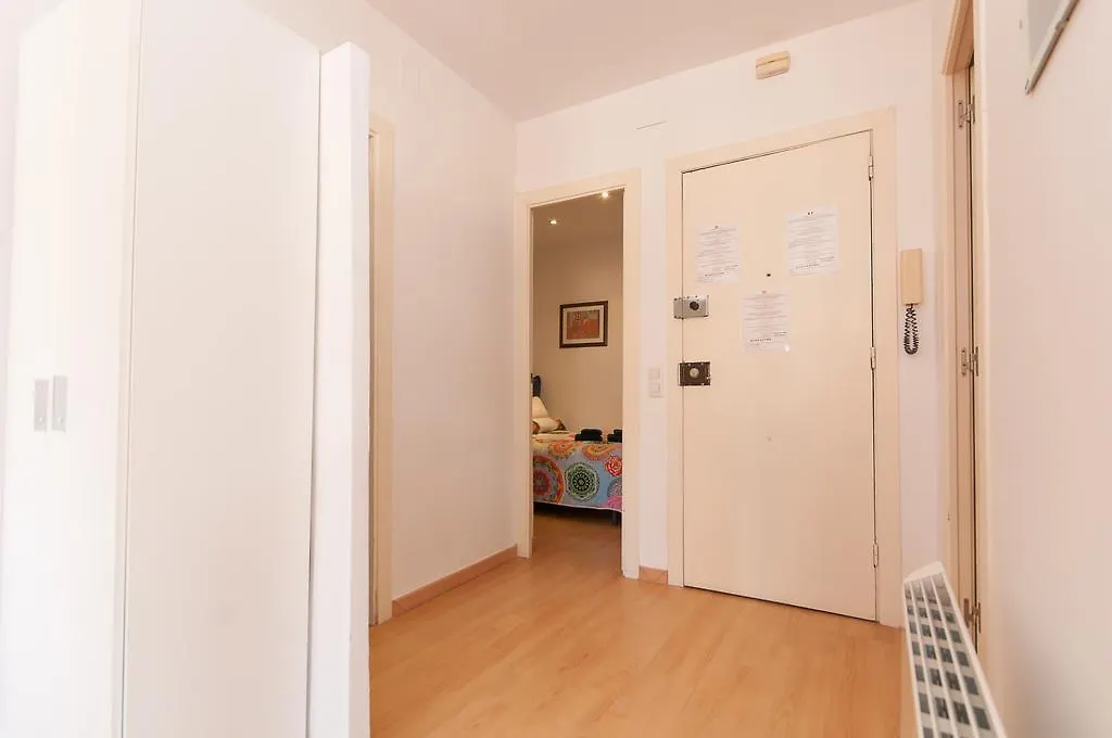 Cute Apartment In Sants Station With Hbo & Alexa & Ac