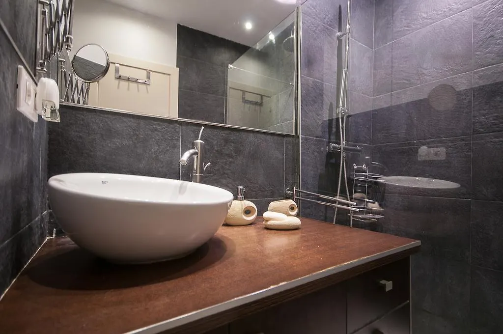 Cute Apartment In Sants Station With Hbo & Alexa & Ac Barcelona 0*,